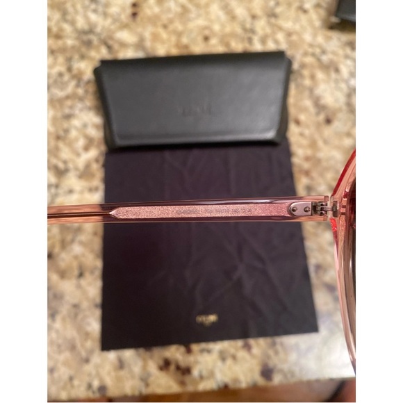 Céline oversized sunglasses - light pink - worn once - pristine - Picture 7 of 9